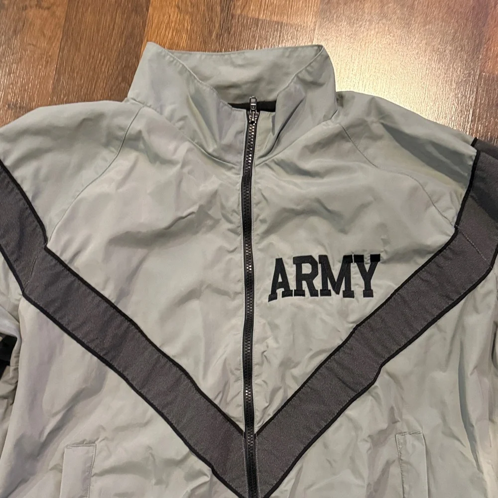 ARMY zip up jacket size MED